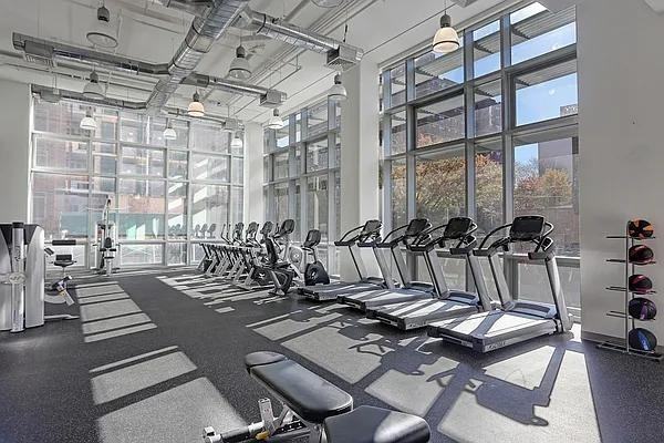 Fleet Pl #16C - Photo 7 of 20