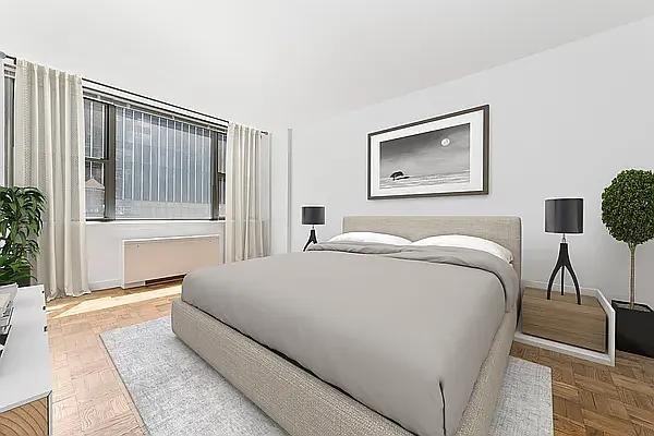 W 55th St #5RA - Photo 4 of 10