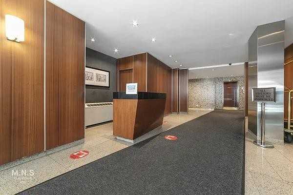 W 55th St #5RA - Photo 7 of 10