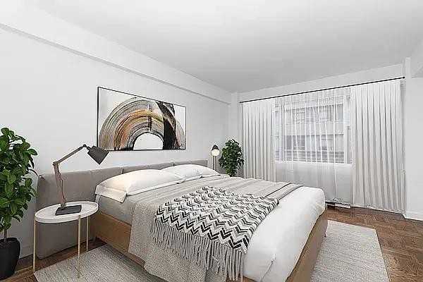 W 55th St #10RA - Photo 5 of 14