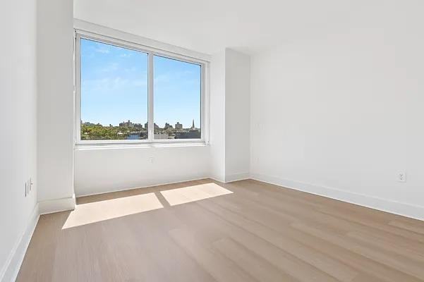 4th Ave #6F - Photo 4 of 18