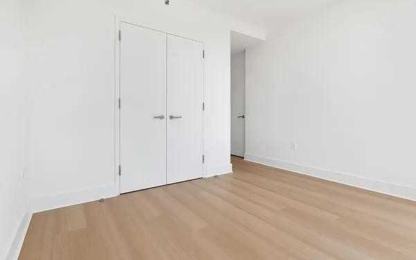 4th Ave #6F - Photo 5 of 18