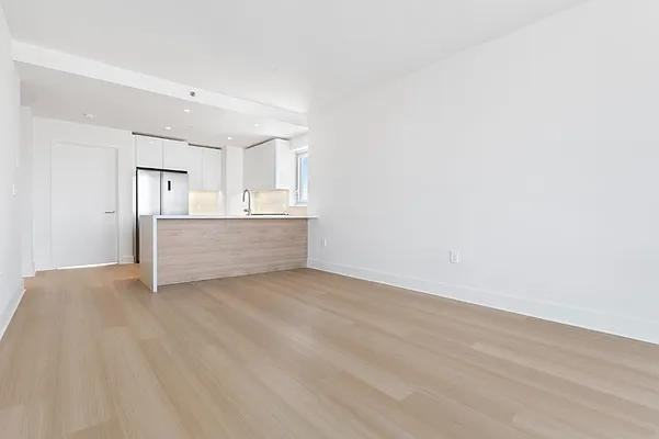 4th Ave #PHG - Photo 3 of 14