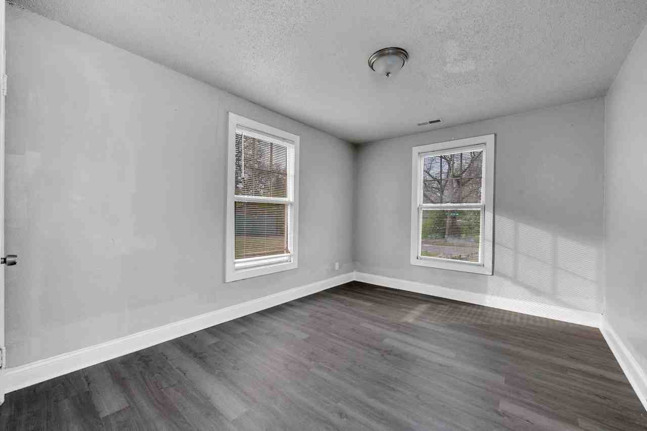 1257 16th Pl Sw - Photo 4 of 17