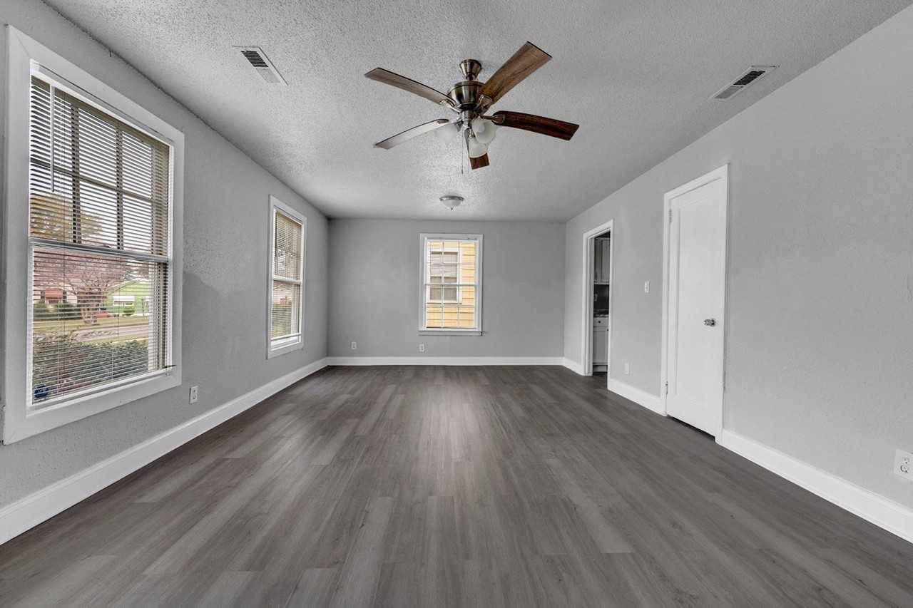 1257 16th Pl Sw - Photo 5 of 17