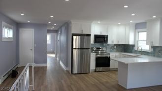 415 7th St #2 - Photo 1 of 1
