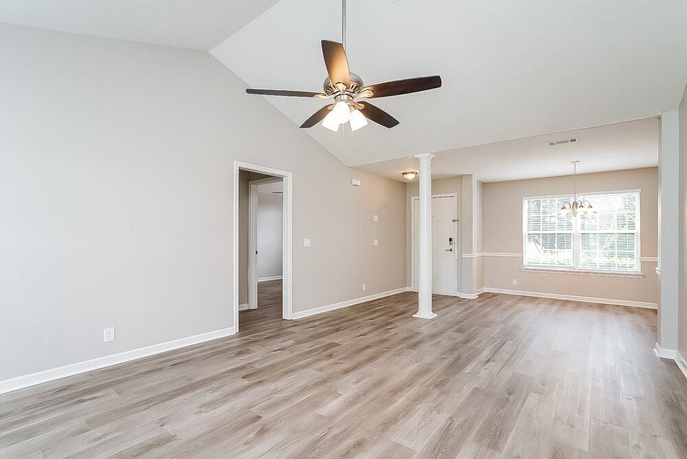 1205 Hartfield Ct - Photo 3 of 16