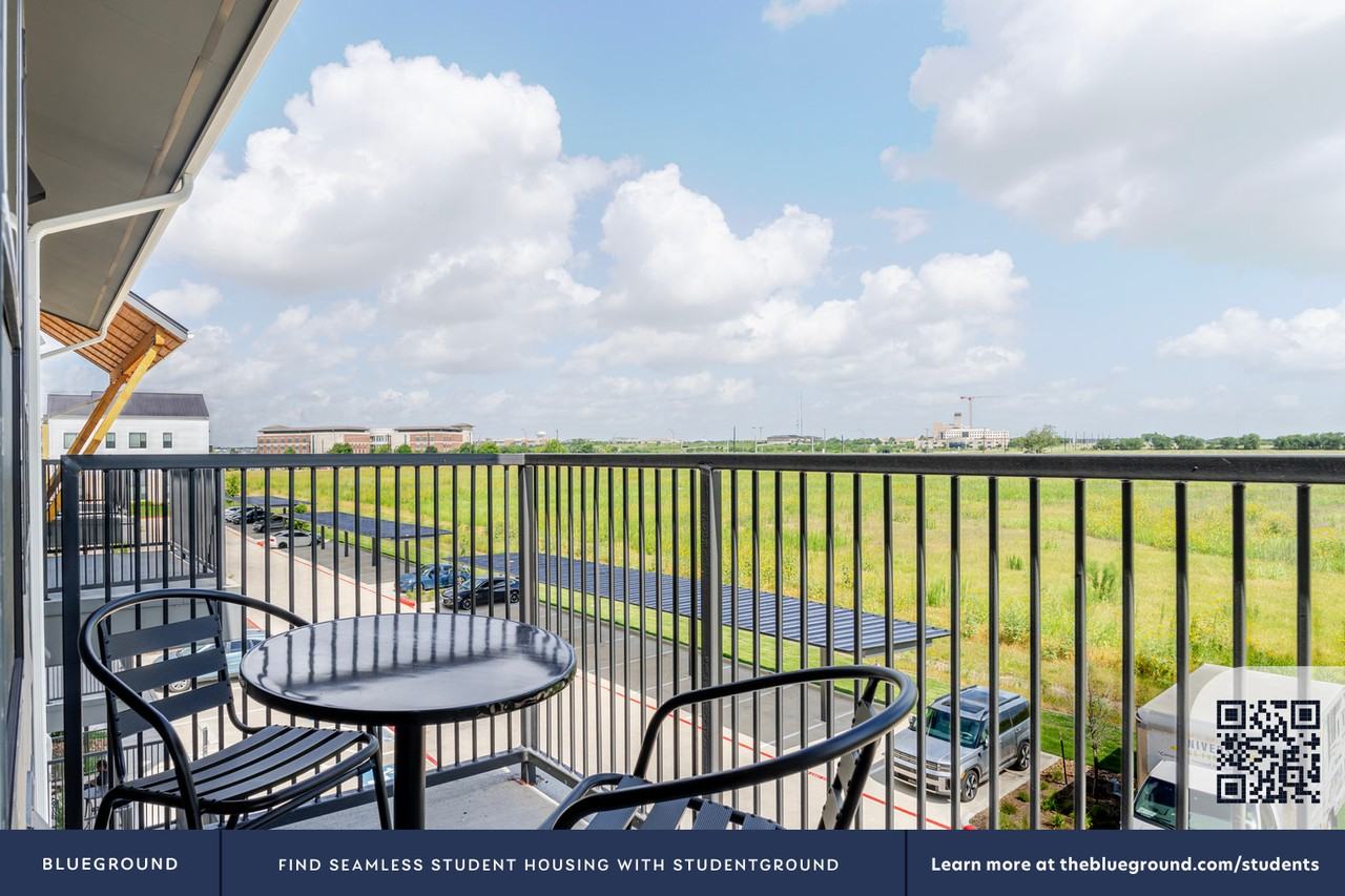 3801 North A W Grimes Boulevard - Photo 6 of 40