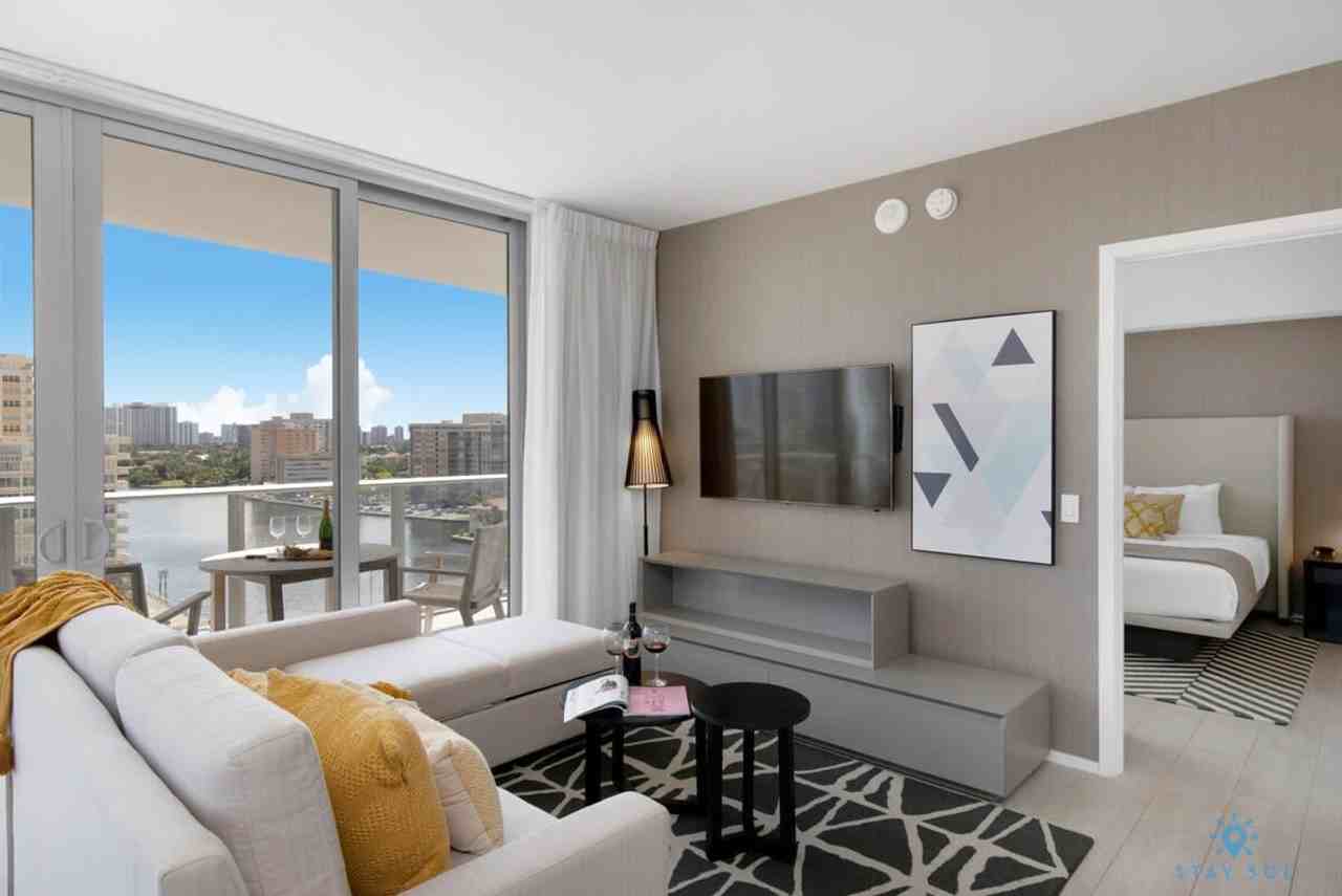 4010 South Ocean Drive - Photo 3 of 100