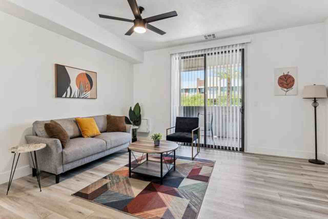 6610 N 93rd Ave #1238441P - Photo 3 of 33
