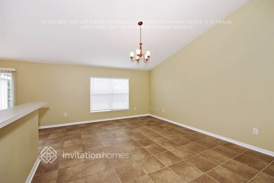 912 Jayhil Dr - Photo 5 of 15