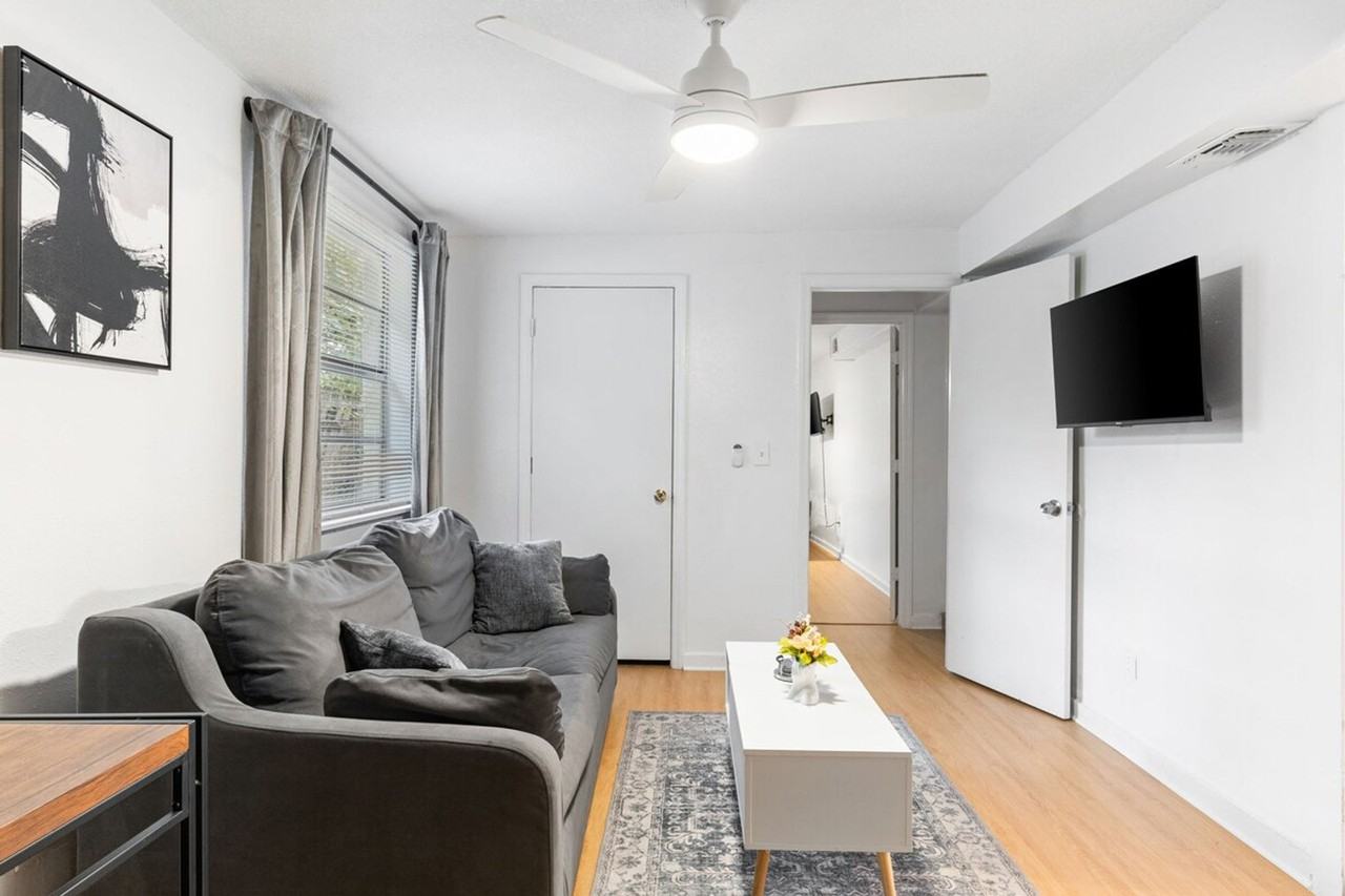 3903 E Powhatan Ave #1244367P - Photo 3 of 19