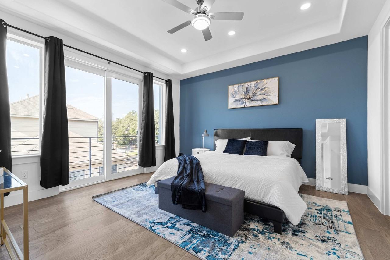 2109 Mcgowen St #1244934P - Photo 7 of 50