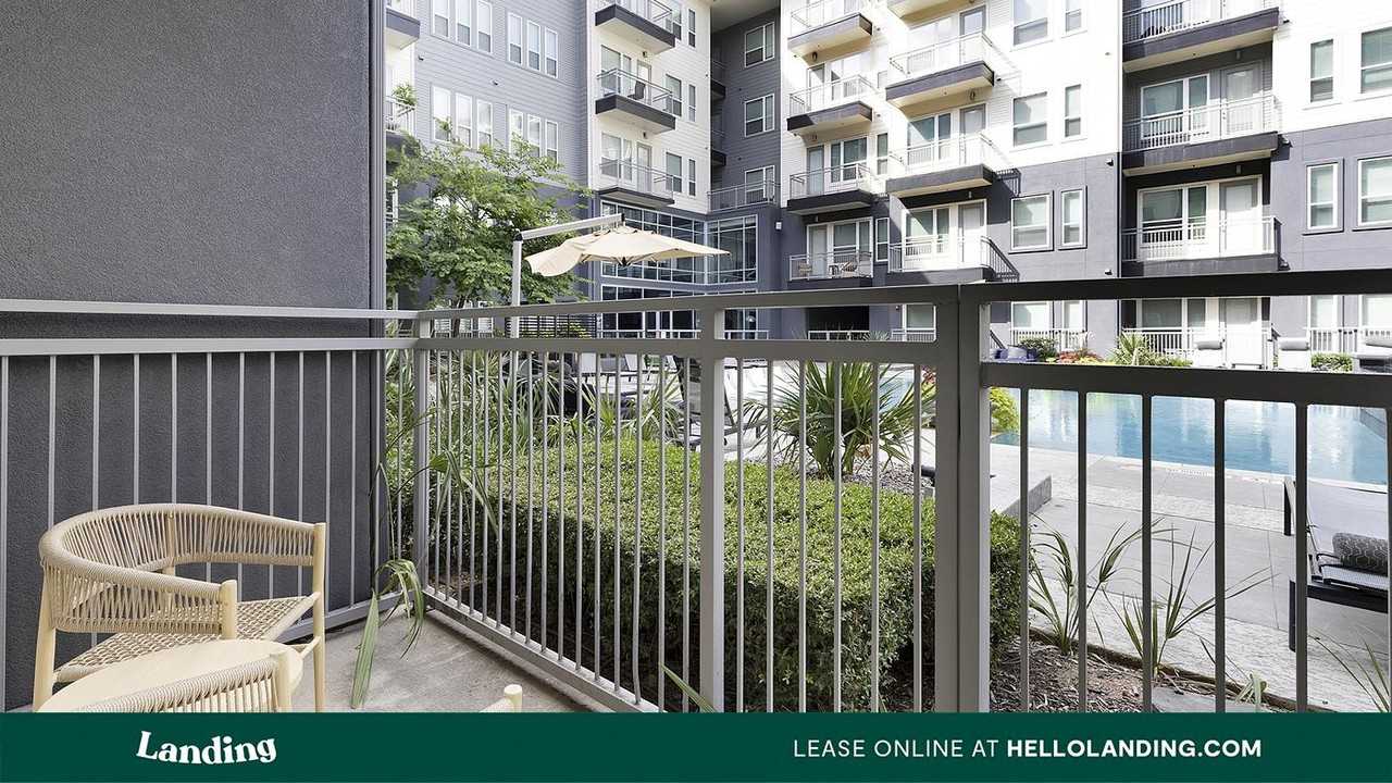 3501 Ross Ave - Photo 5 of 50