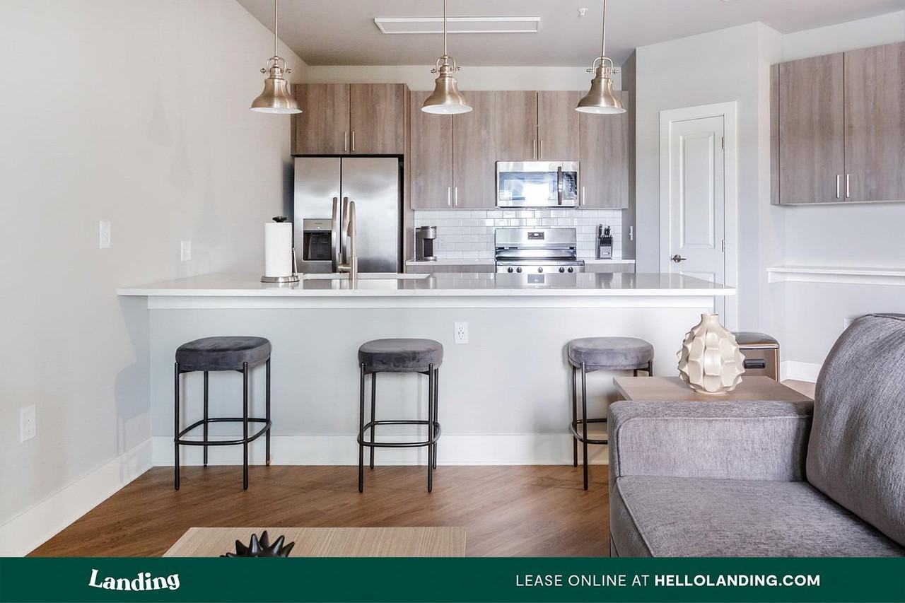 10800 Colonial Gateway Drive - Photo 4 of 50