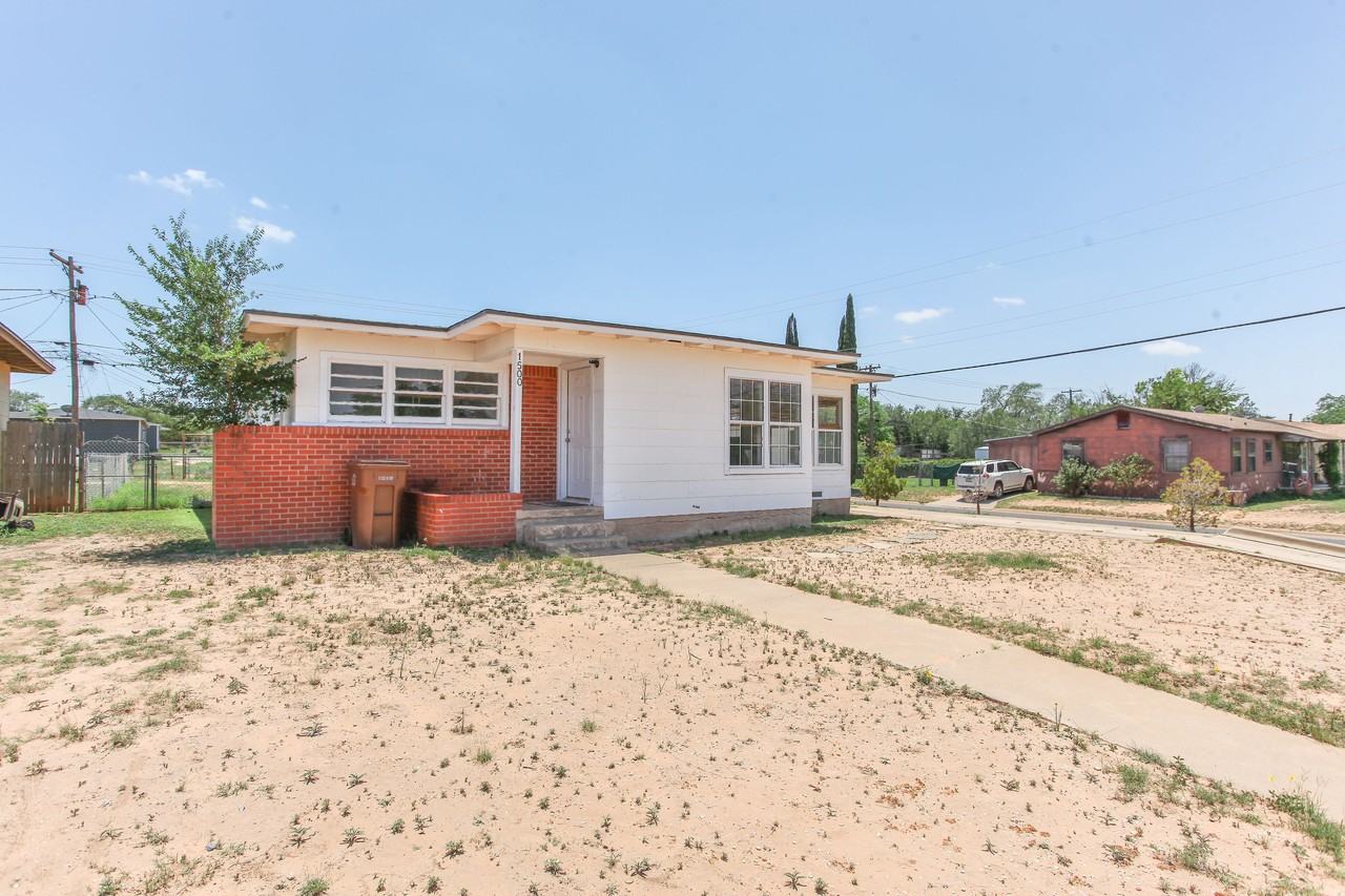 1500 Tucson Road - Photo 2 of 17