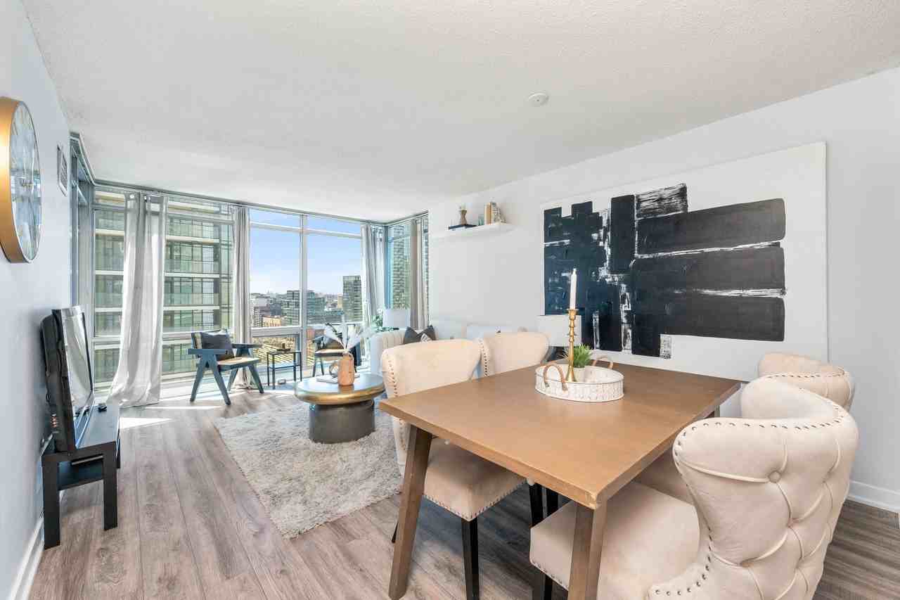 81 Navy Wharf Court #2909 - Photo 3 of 24