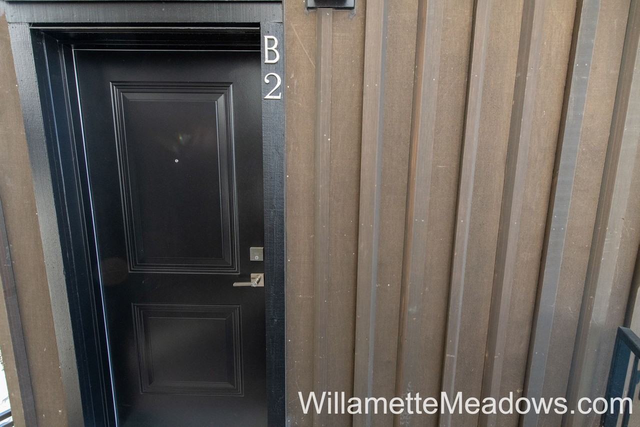 2385 Fairgrounds Rd NE - Photo 3 of 27