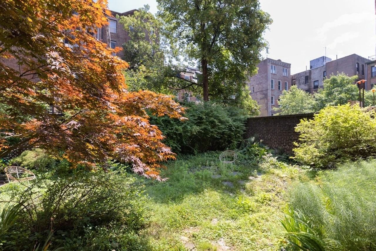 375 Vanderbilt Ave - Photo 4 of 6