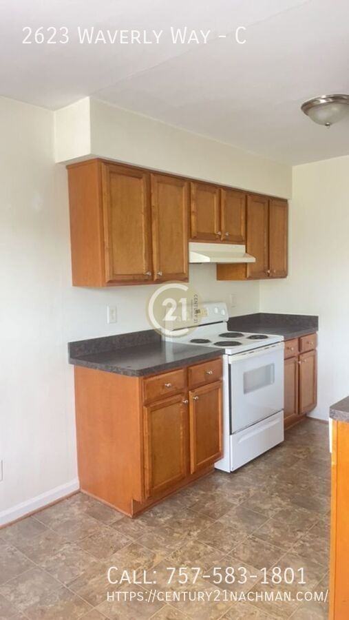 2623 Waverly Way #C - Photo 2 of 7