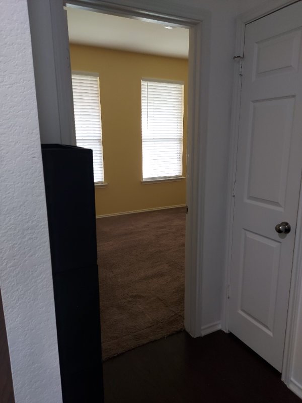 112 West Vega Lane - Photo 3 of 20