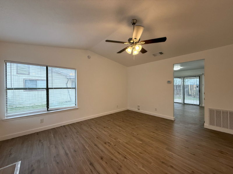 3518 Buzz Aldrin Dr - Photo 2 of 12