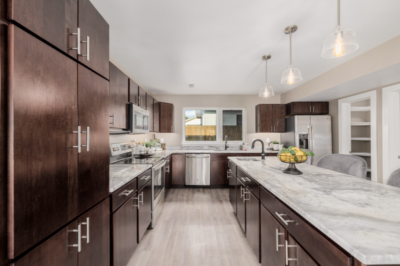 2004 S Galapago St - Photo 6 of 19