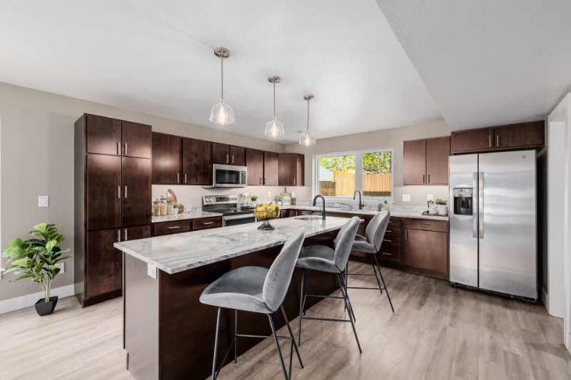 2004 S Galapago St - Photo 7 of 19