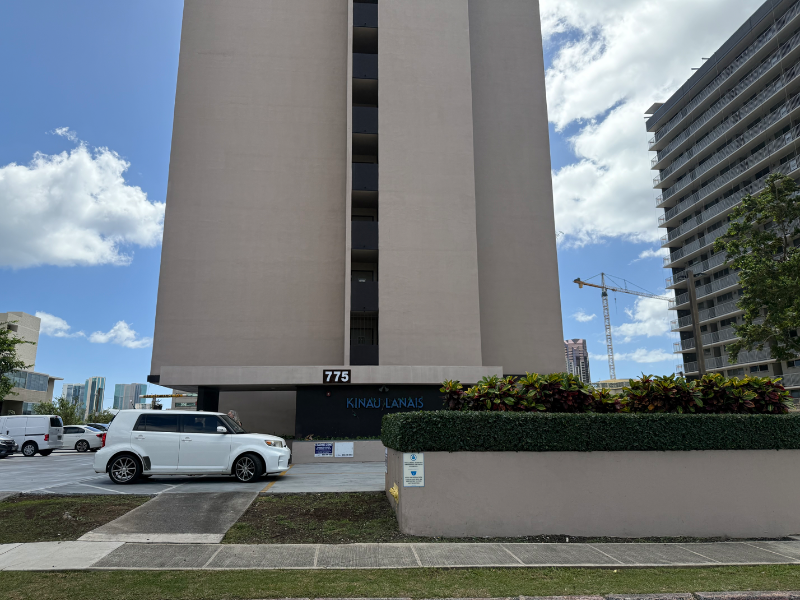 775 Kinalau Pl #102