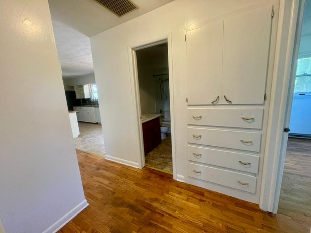 1201 E Lark St - Photo 7 of 18