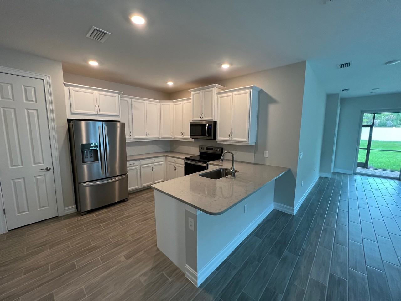 240 Ibiza Loop #NA - Photo 2 of 10