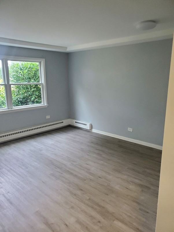 390 Executive Dr #302 - Photo 2 of 5