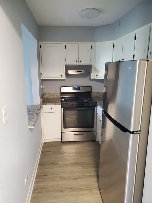 390 Executive Dr #302 - Photo 4 of 5