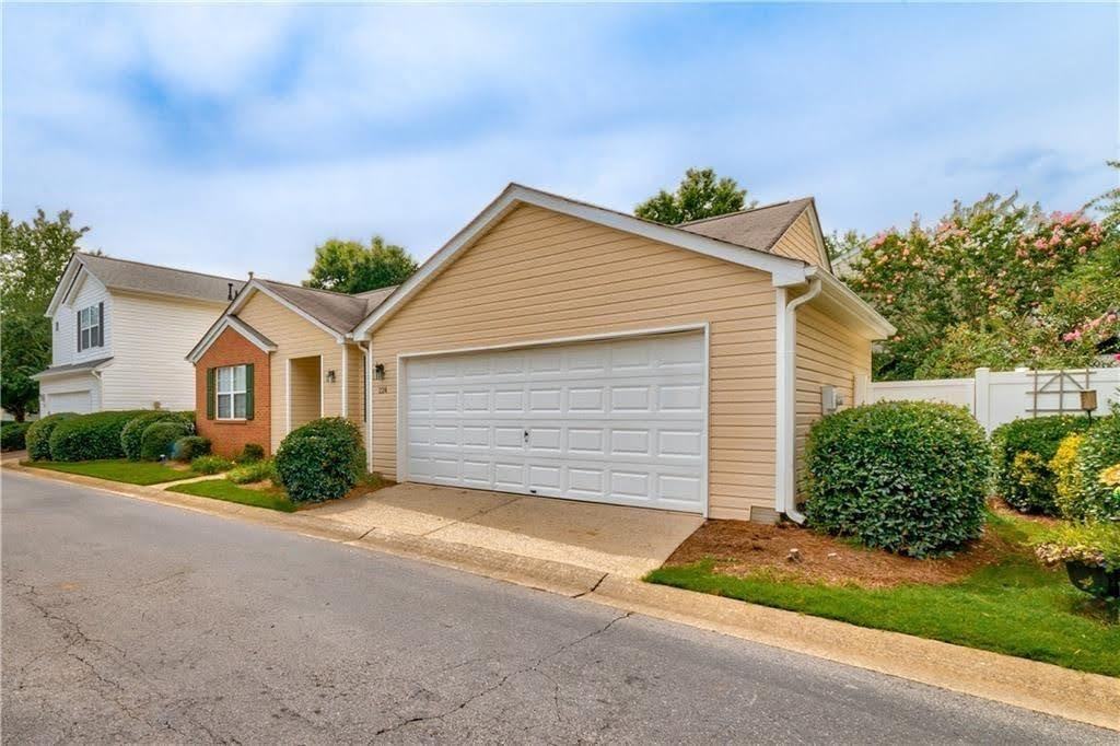 224 Harmony Ct #NA - Photo 2 of 32