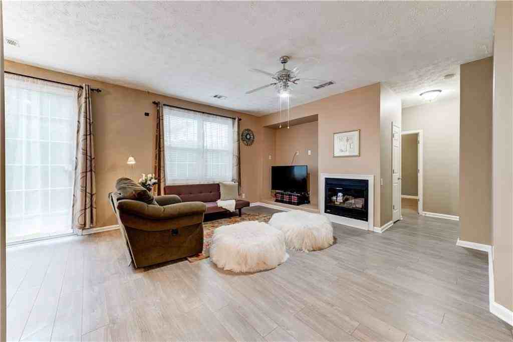 224 Harmony Ct #NA - Photo 3 of 32