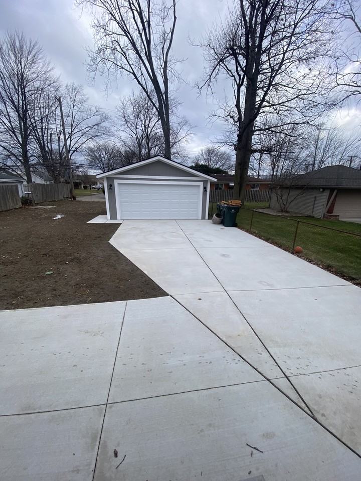 20631 Elizabeth St #NA - Photo 3 of 23