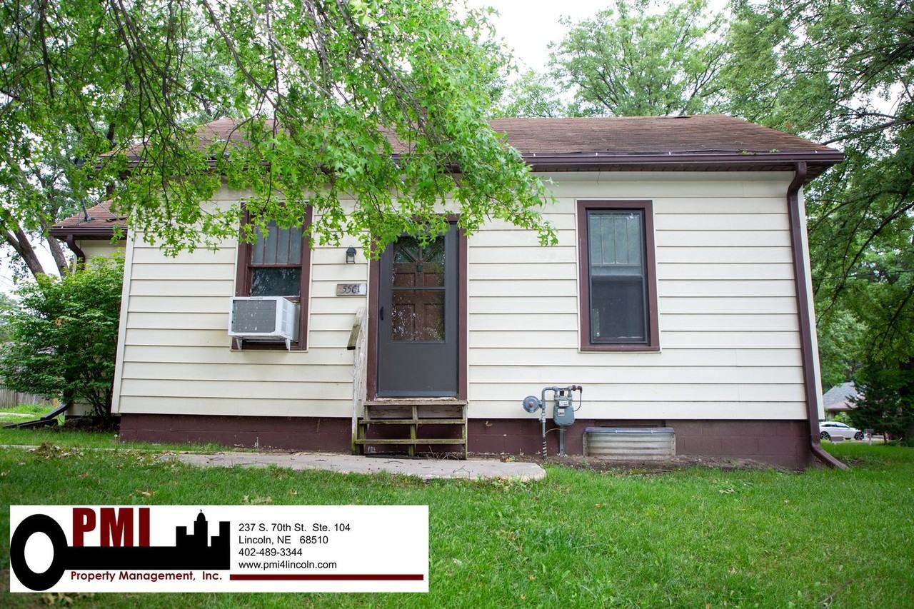5501 J St - Photo 2 of 26