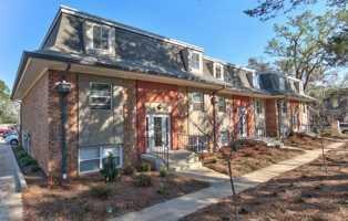 featured image of 411 E Carolina St