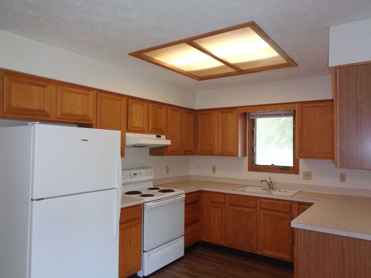 1618 W Mulberry St - Photo 2 of 14