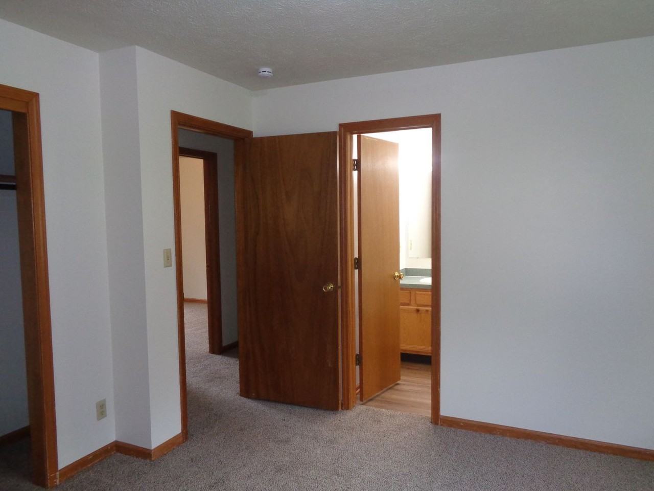 1618 W Mulberry St - Photo 6 of 14