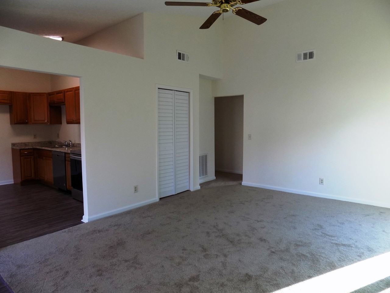 59 Quail Forest Dr - Photo 3 of 16