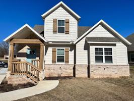 featured image of 2085 N Penelope Ln