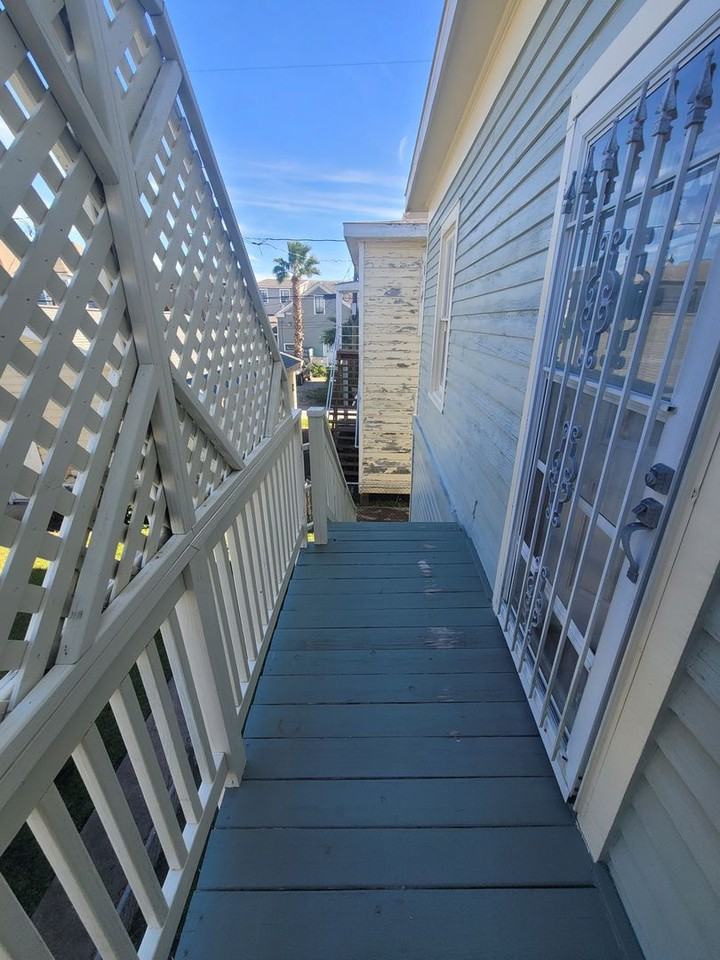 610 16th St - Photo 6 of 10
