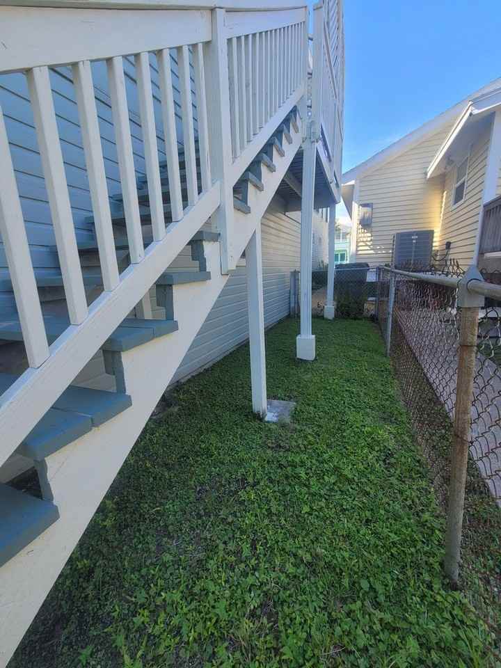 610 16th St - Photo 5 of 10