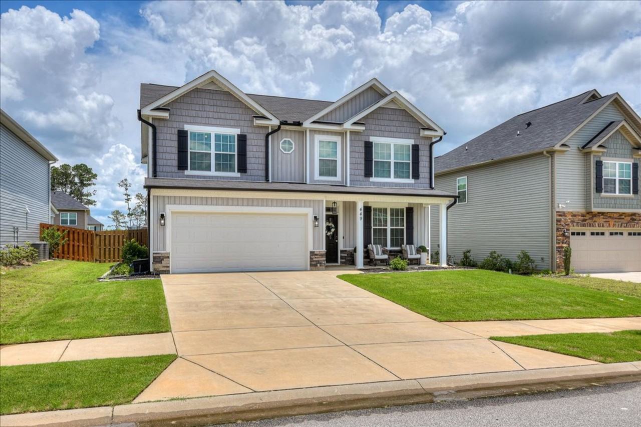 449 Arrowwood Dr - Photo 2 of 50