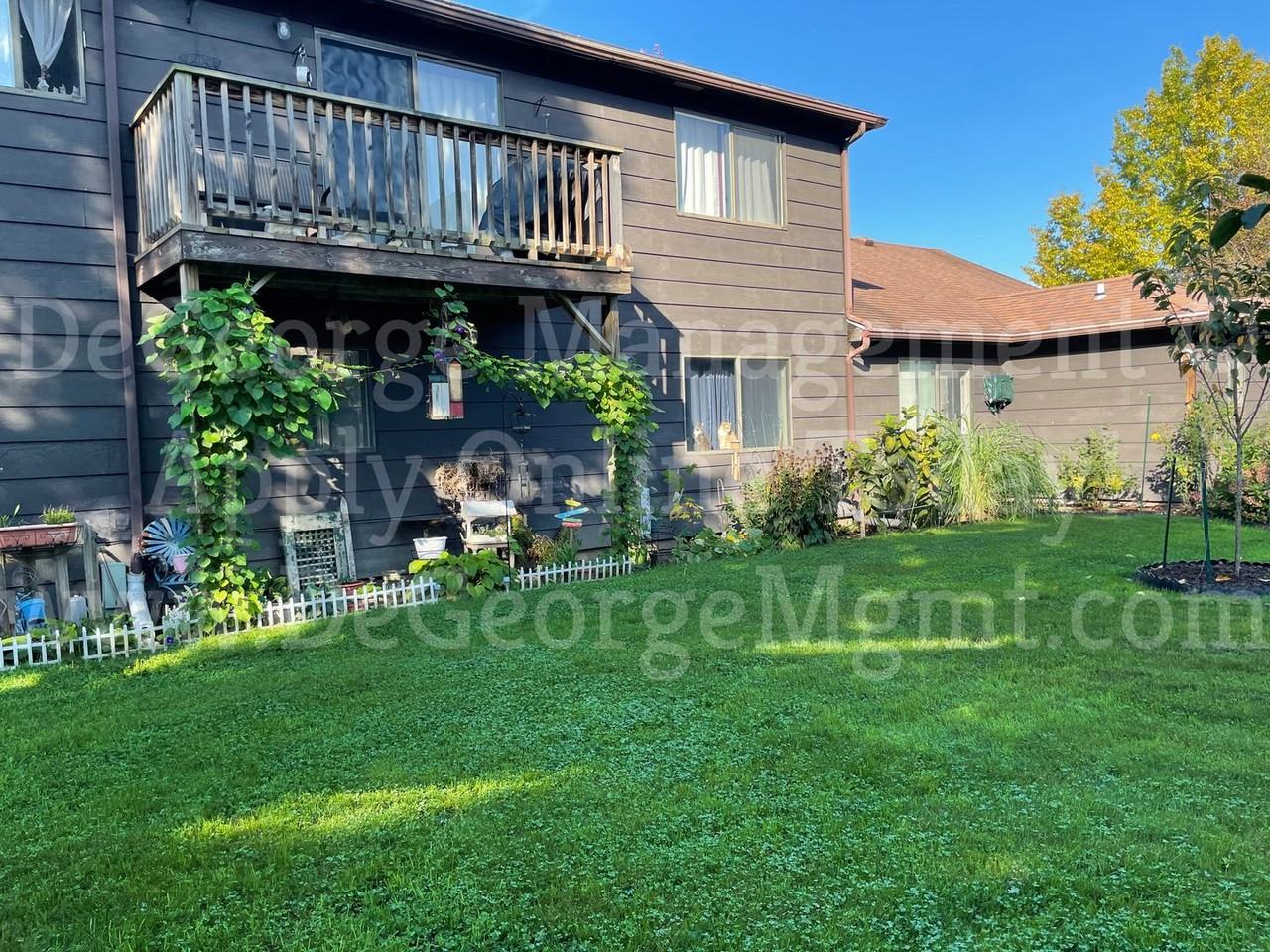 Parkside Apartments - Photo 3 of 26