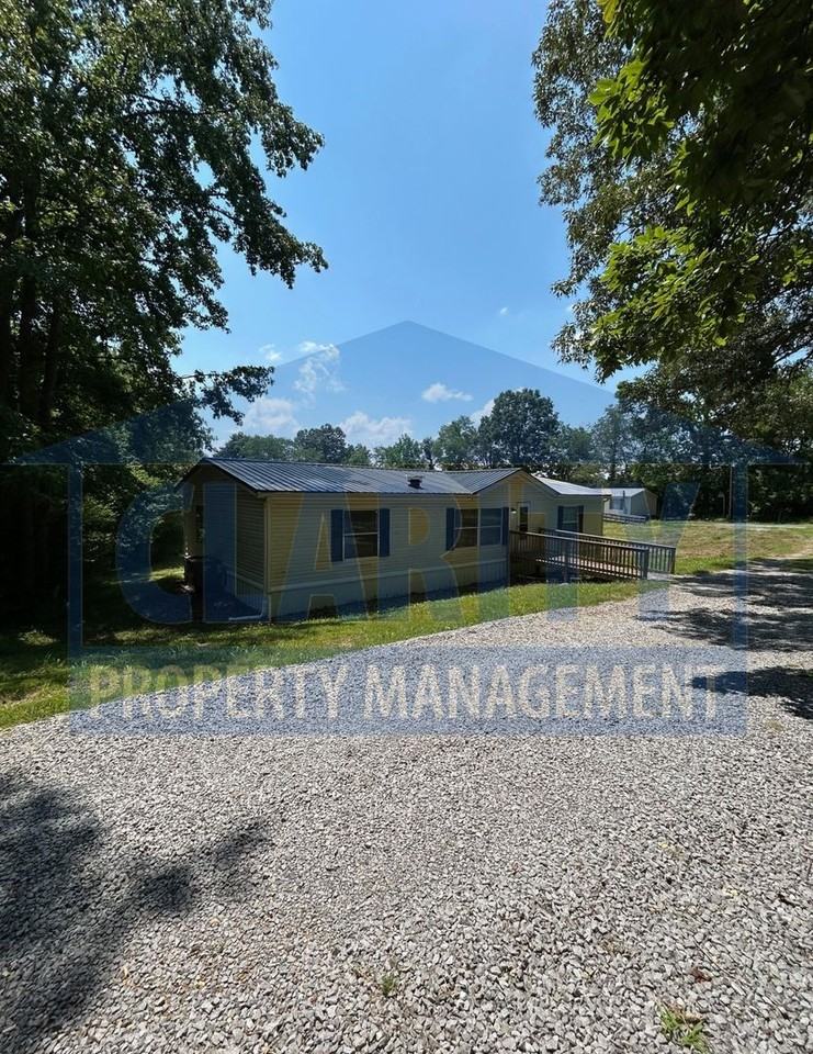 4444 Ladd Springs Rd - Photo 2 of 22