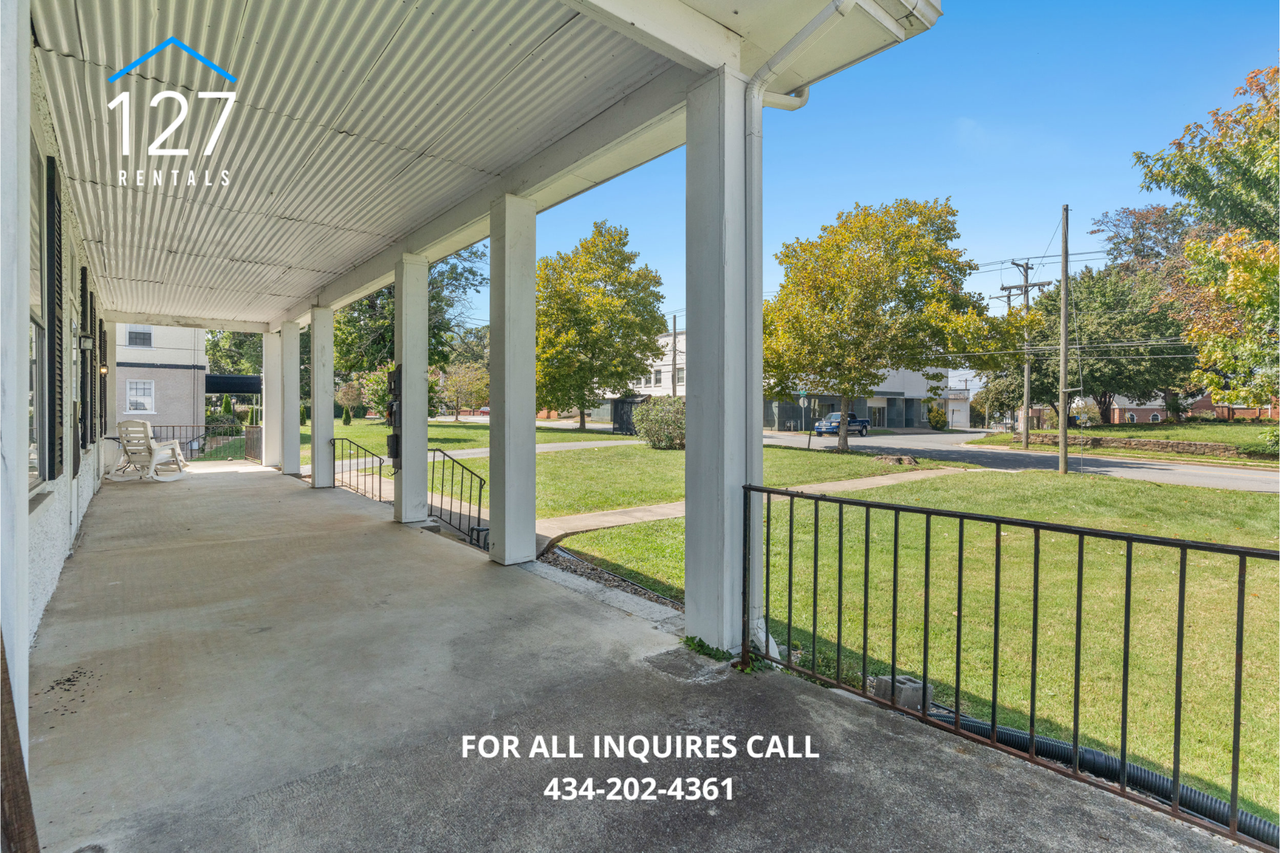 3634 Fort Ave - Photo 3 of 15