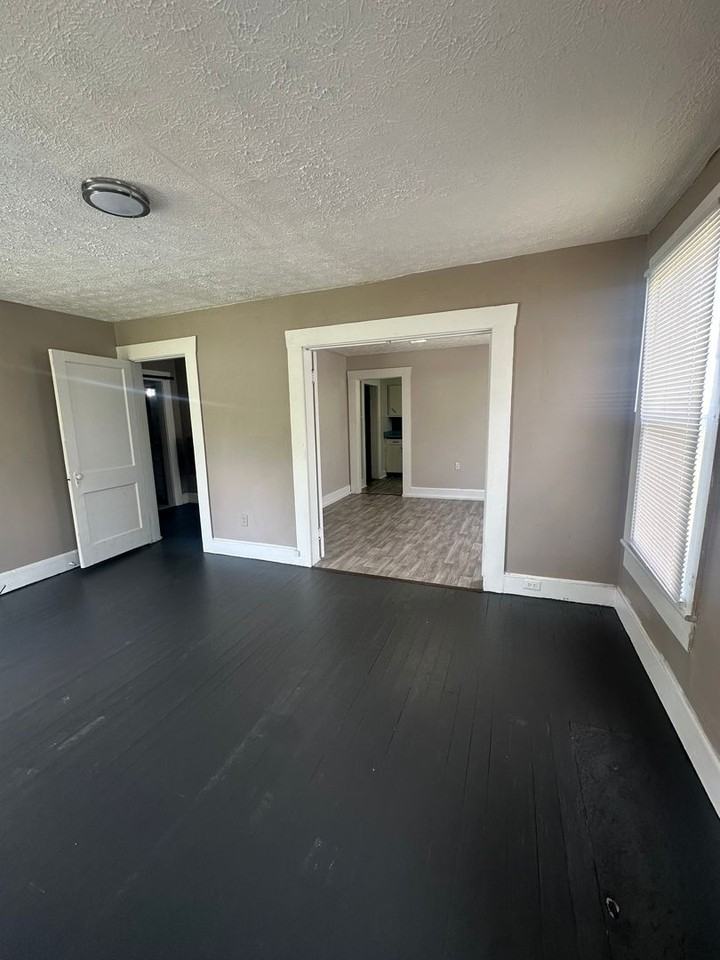 508 West Street - Photo 2 of 13