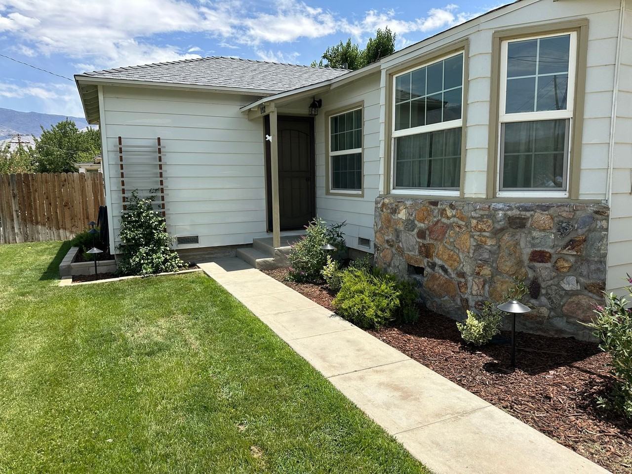 192 Kellogg St - Photo 3 of 36